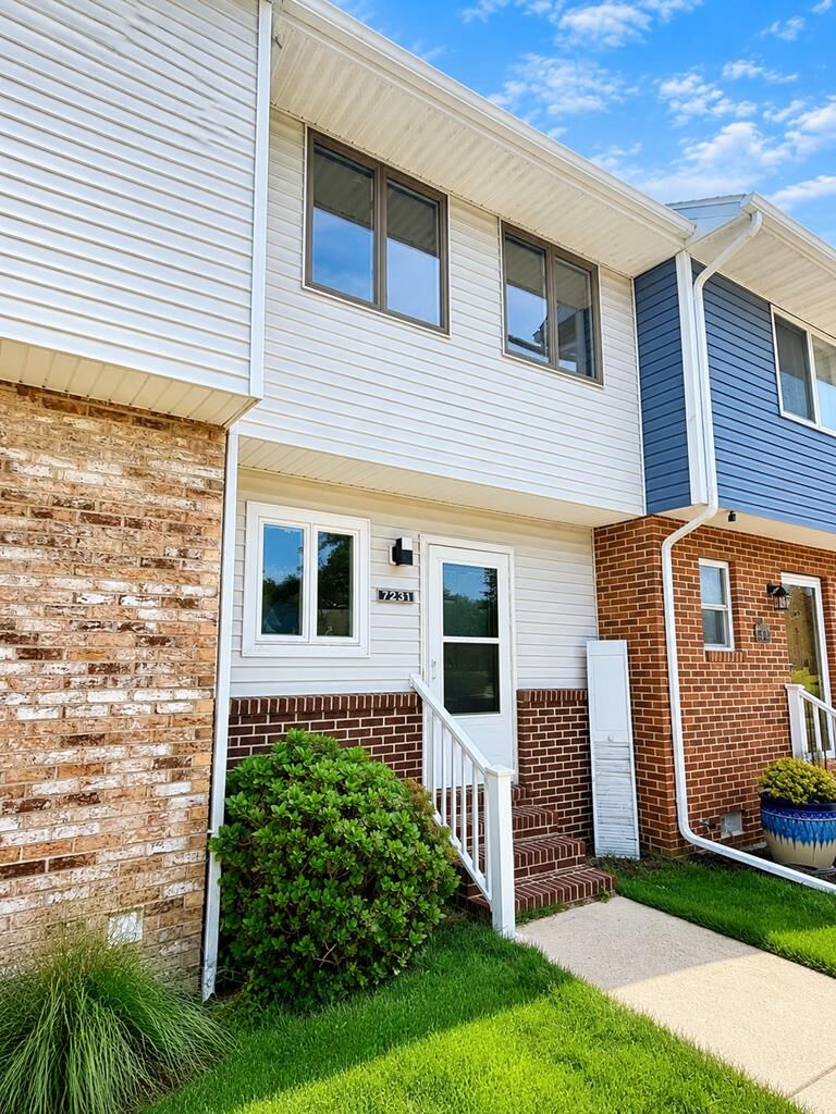 Property Photo:  7231 Oak Ridge Pl  VA 23336 