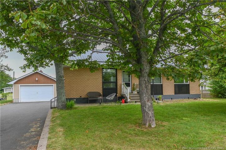 163 Des Peupliers Street — photo 1