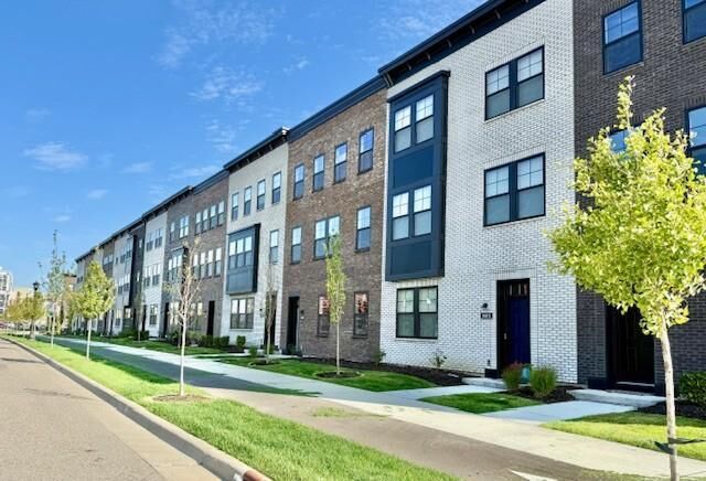 Property Photo: 2283 Beechwood Avenue MN 55116