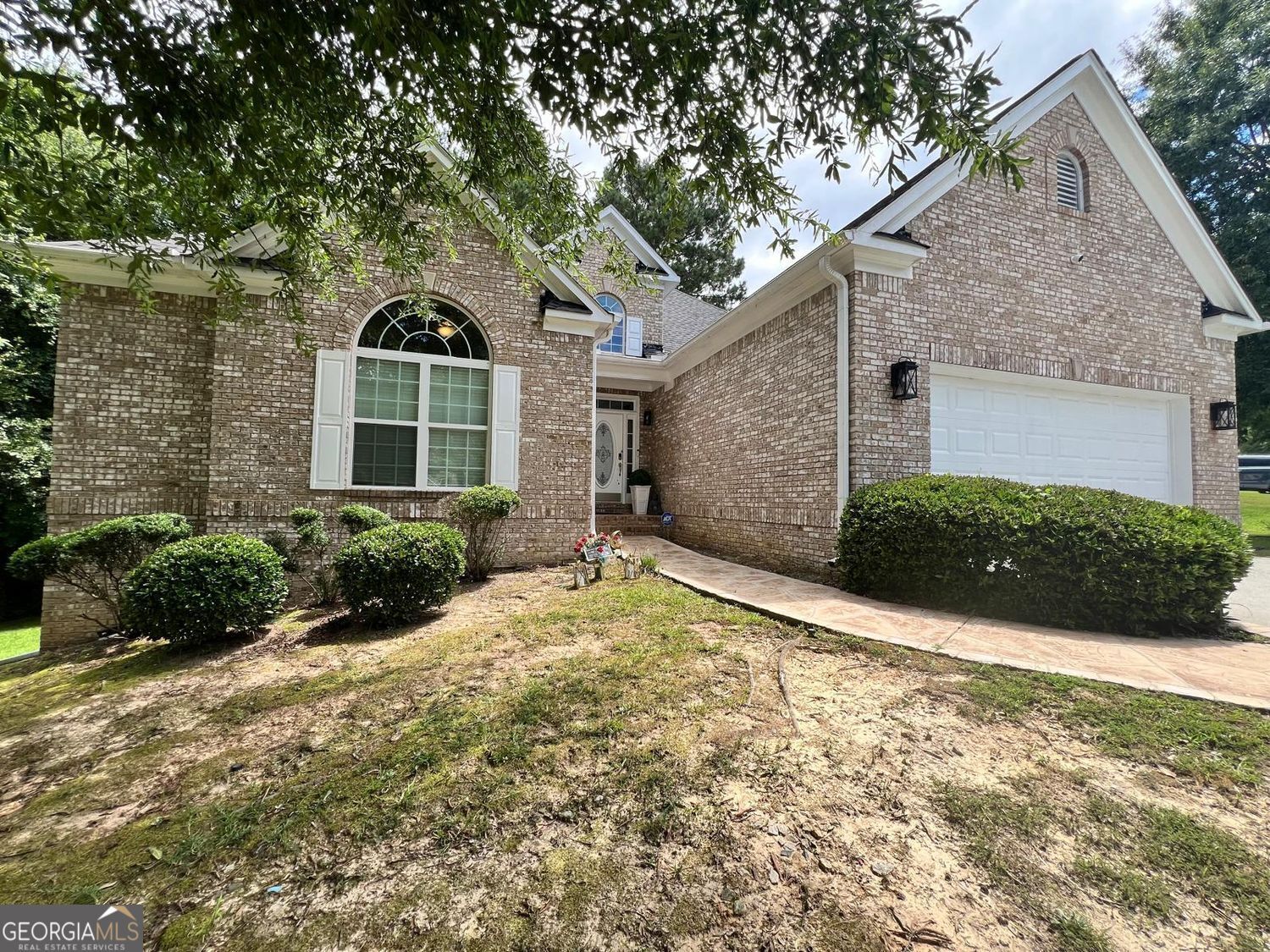 Property Photo:  5441 The Vyne Avenue  GA 30349 