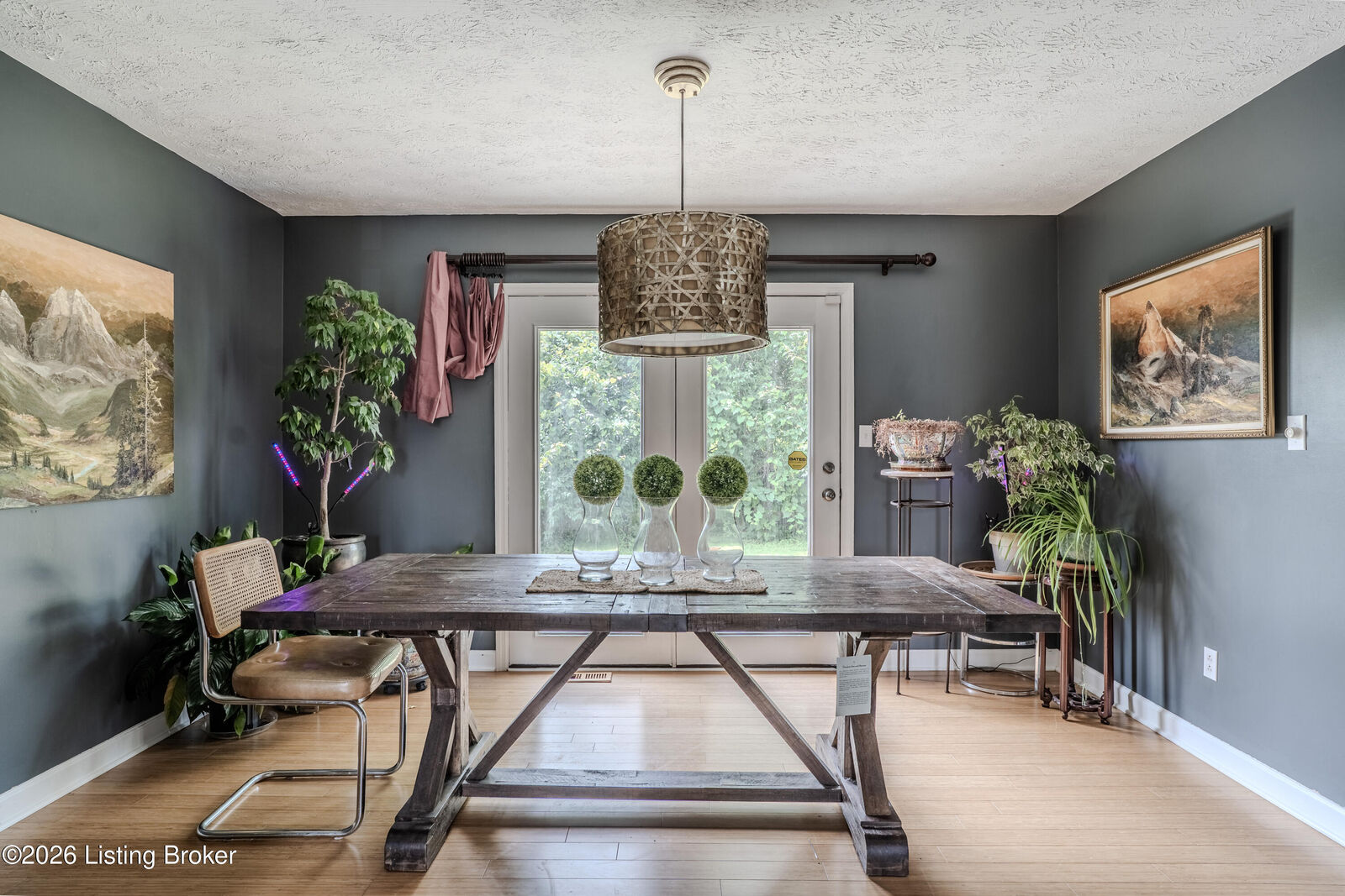 Property Photo:  2400 English Station Dr  KY 40514 