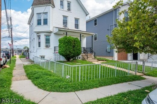 Property Photo: 400 Maple Ave NJ 07202