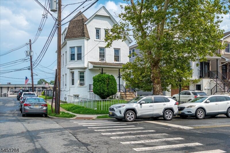 Property Photo:  400 Maple Ave  NJ 07202 