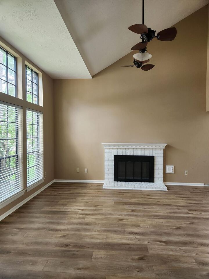Property Photo:  14562 Oak Chase Drive  TX 77062 