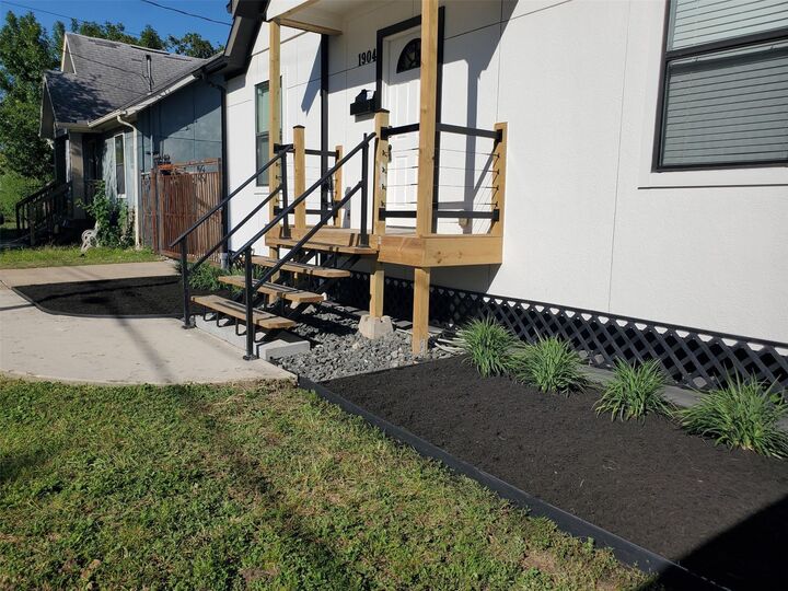 Property Photo: 1904 Davis Street TX 77026