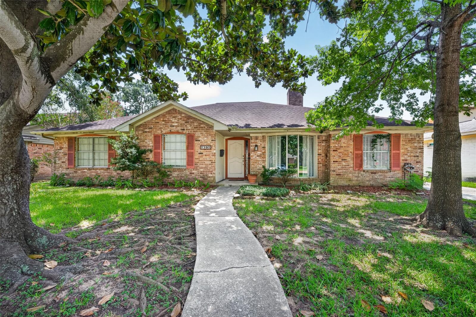 Property Photo: 7707 Burning Hills Drive TX 77071