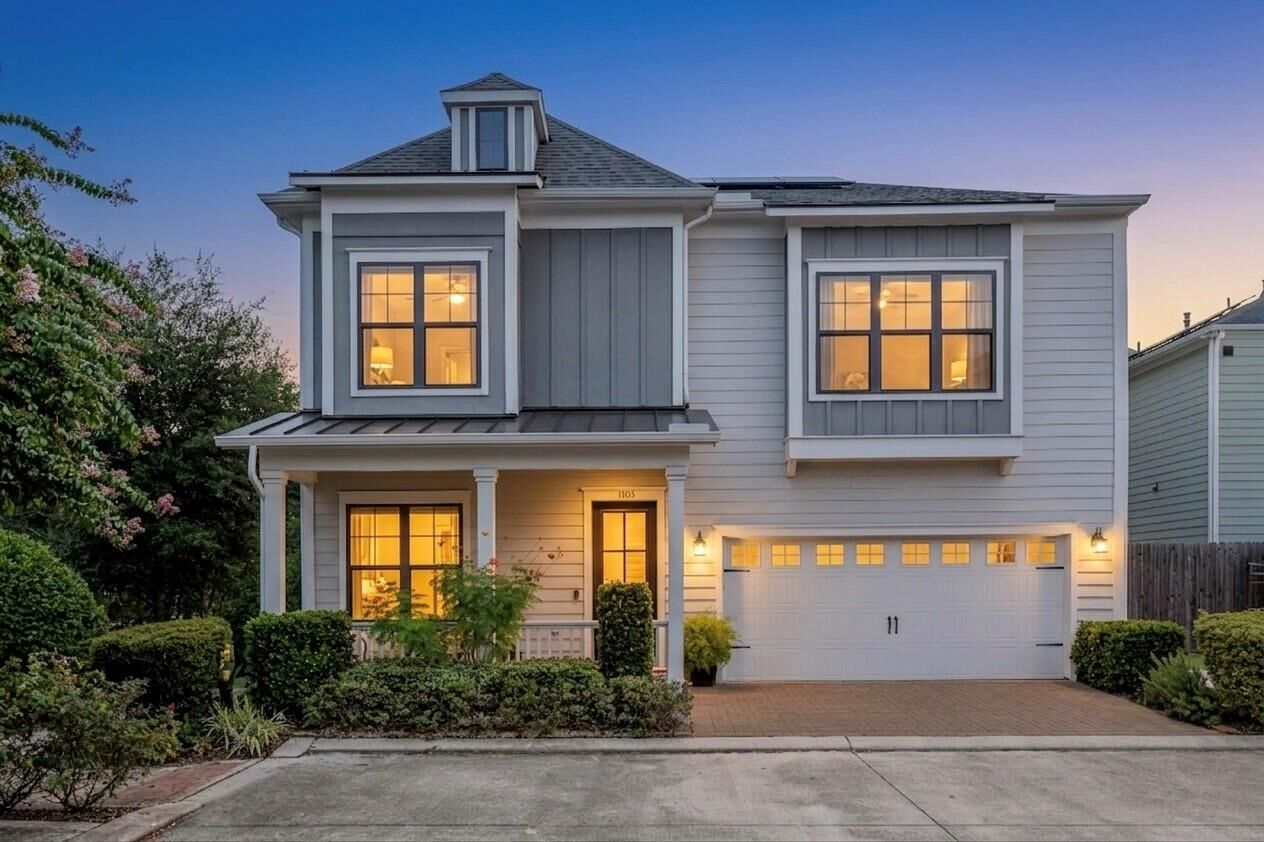 Property Photo:  1103 Pearl Wood Drive  TX 77008 
