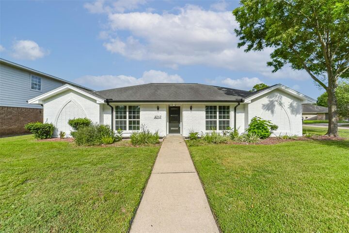 Property Photo:  2717 Georgia Avenue  TX 77536 