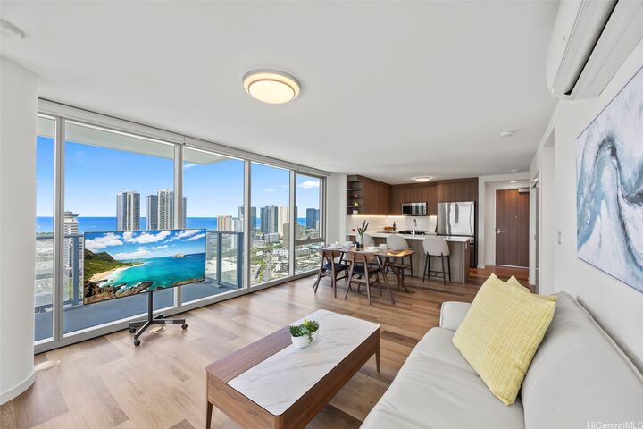 Property Photo:  1515 Liona Street 3101  HI 96814 