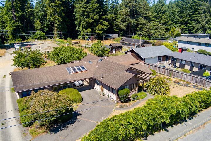 Property Photo:  2409 Redwood Street  CA 95503 