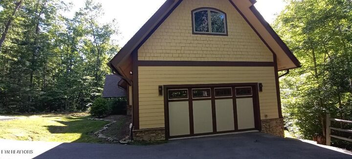 Property Photo:  440 Falls Lane  TN 37841 