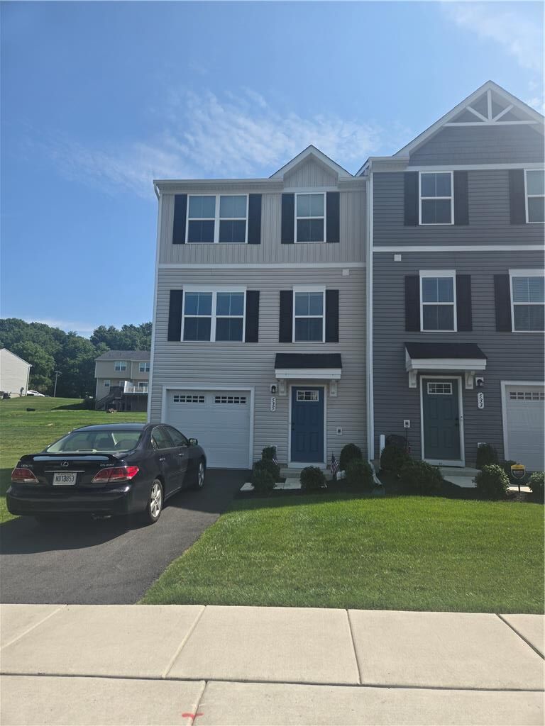 Property Photo: 535 Delta Road PA 18067