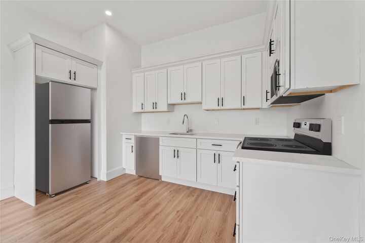 Property Photo:  48 North Street 401  NY 10940 