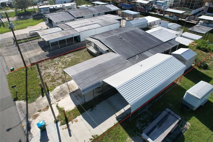 Property Photo:  187 E Ariel Road  FL 32759 