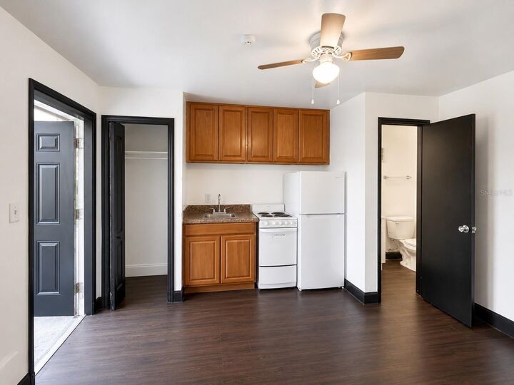 Property Photo: 2795 L B McLeod Road A FL 32805