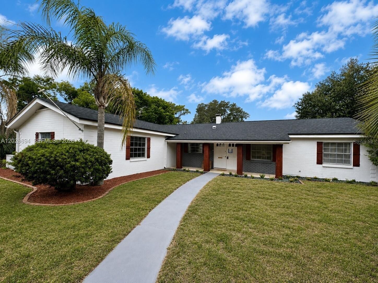 Property Photo:  1241 Manchester Road  FL 32751 