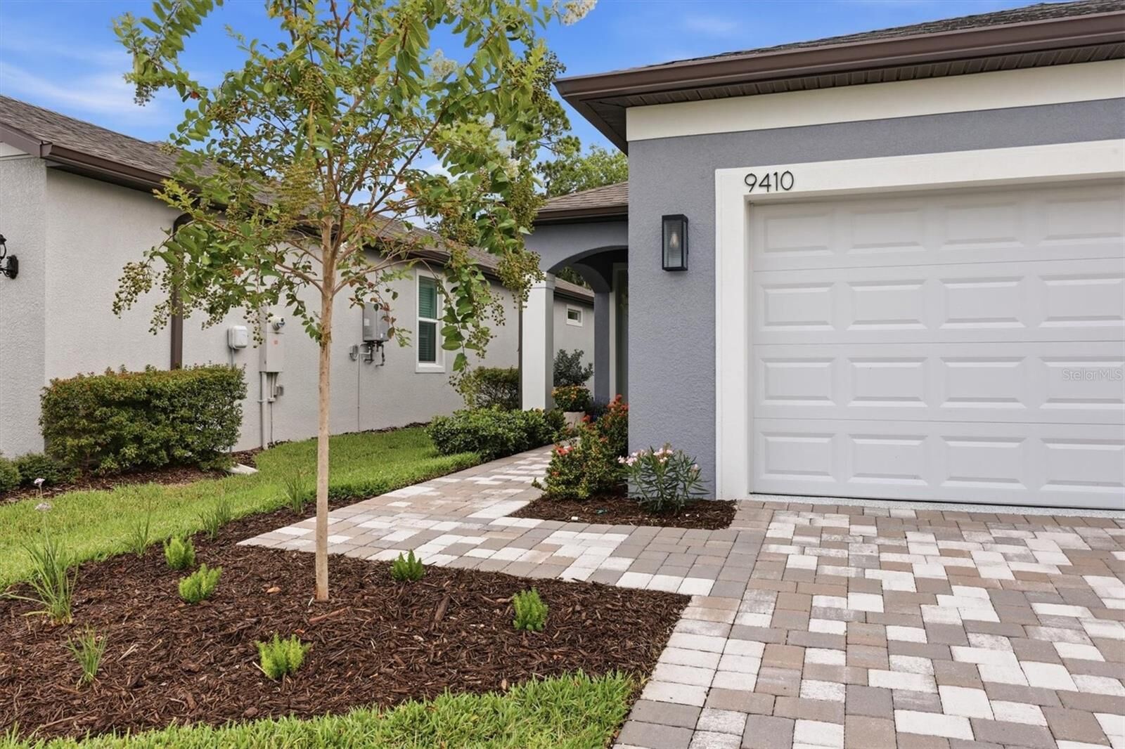 Property Photo: 9410 Shorebird Court FL 34219