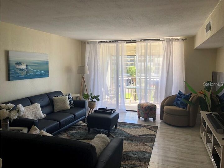 Property Photo:  1460 Gulf Boulevard 302  FL 33767 