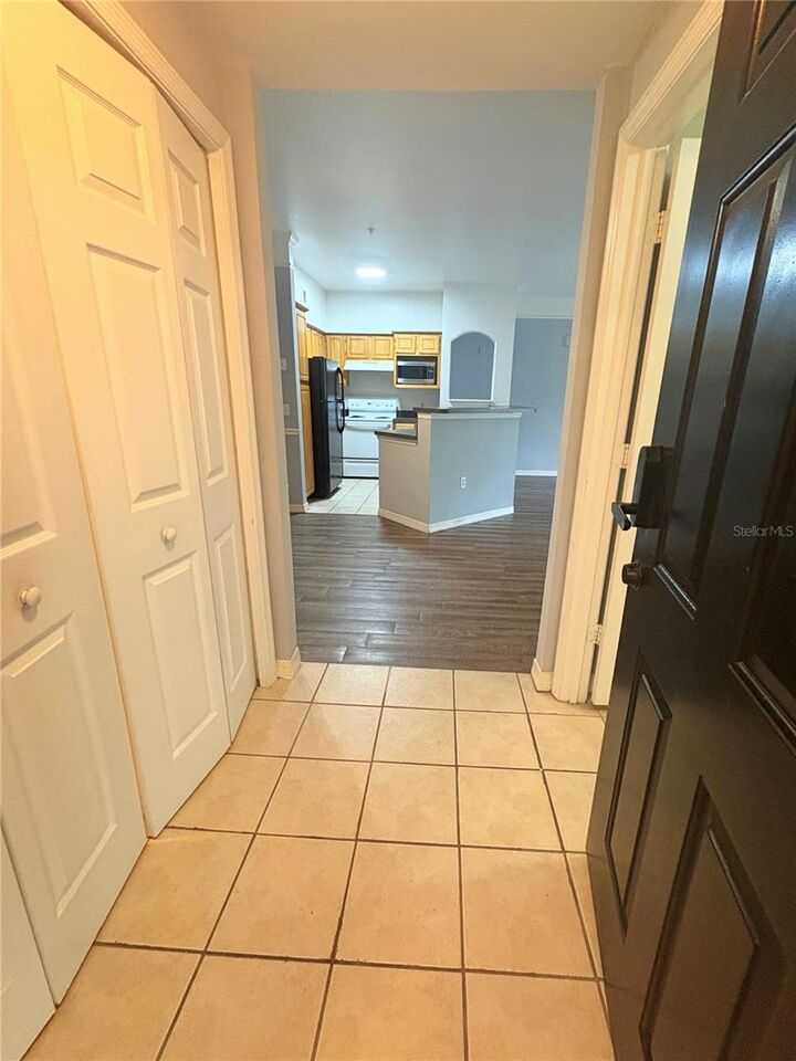 Property Photo:  6412 Queens Borough Avenue 207  FL 32835 