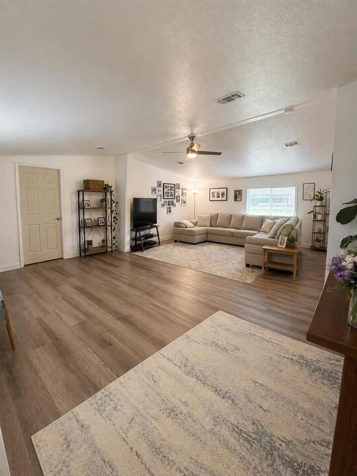 Property Photo:  3627 Tom Matthews Road  FL 33810 