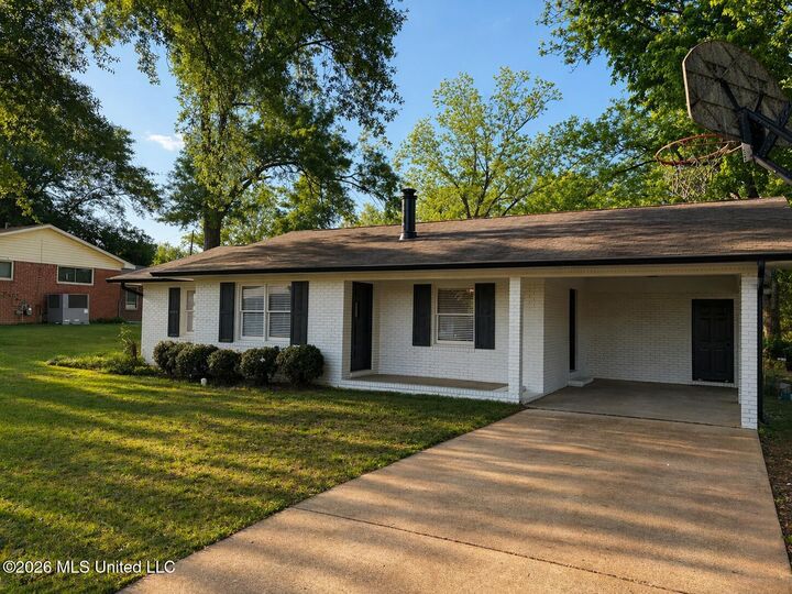 Property Photo:  690 Cox Avenue  MS 38635 