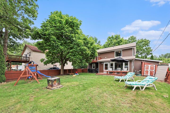 Property Photo:  4176 Pleasant Drive  MI 48412 