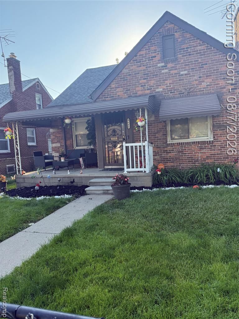 Property Photo: 8640 Warwick Street MI 48228 3033