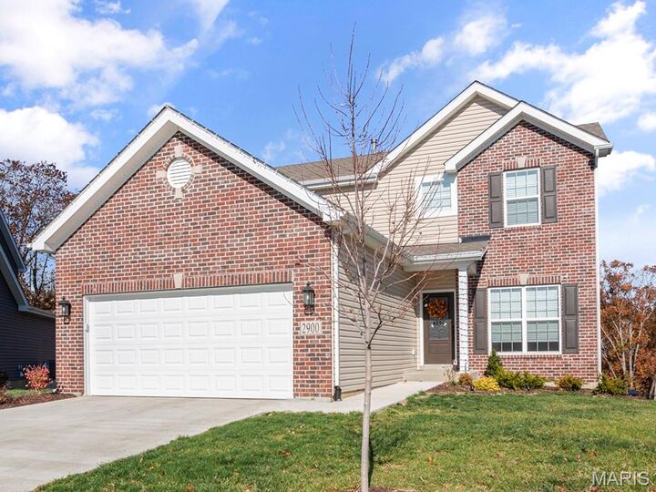 Property Photo: 2 Berwick At Wildflower Manors MO 63385