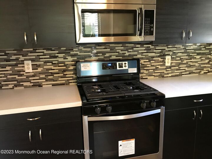 Property Photo: 5 Claridge Court NJ 07728