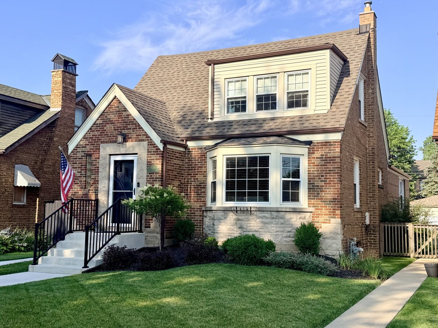 Property Photo: 9439 S Saint Louis Avenue IL 60805