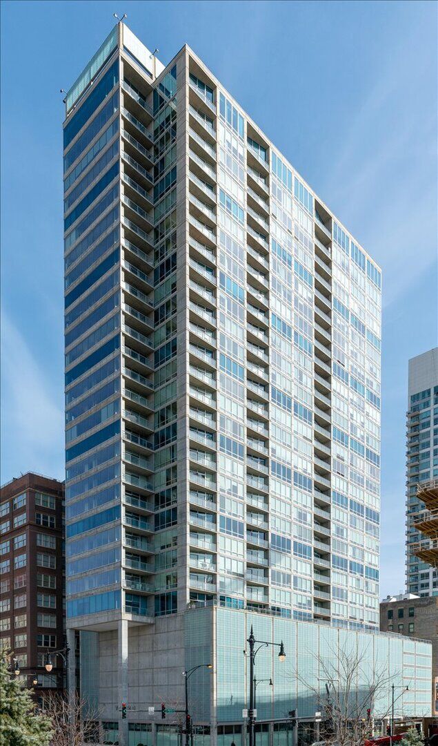 Property Photo:  611 S Wells Street 2709  IL 60607 