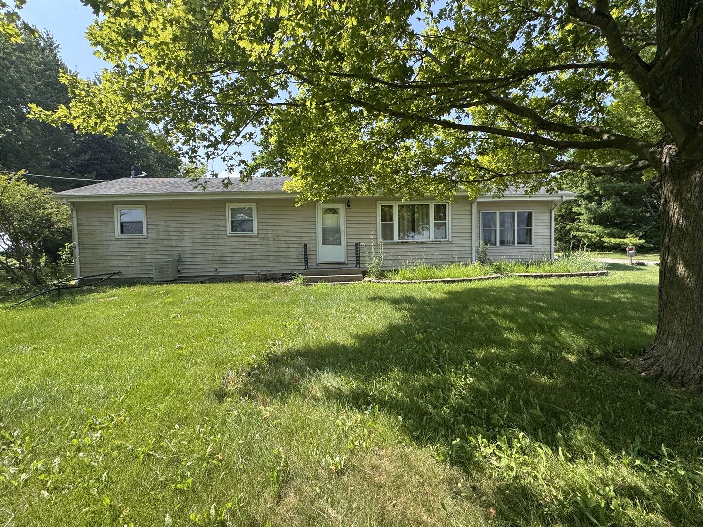 Property Photo: 10486 Melms Road IL 60135