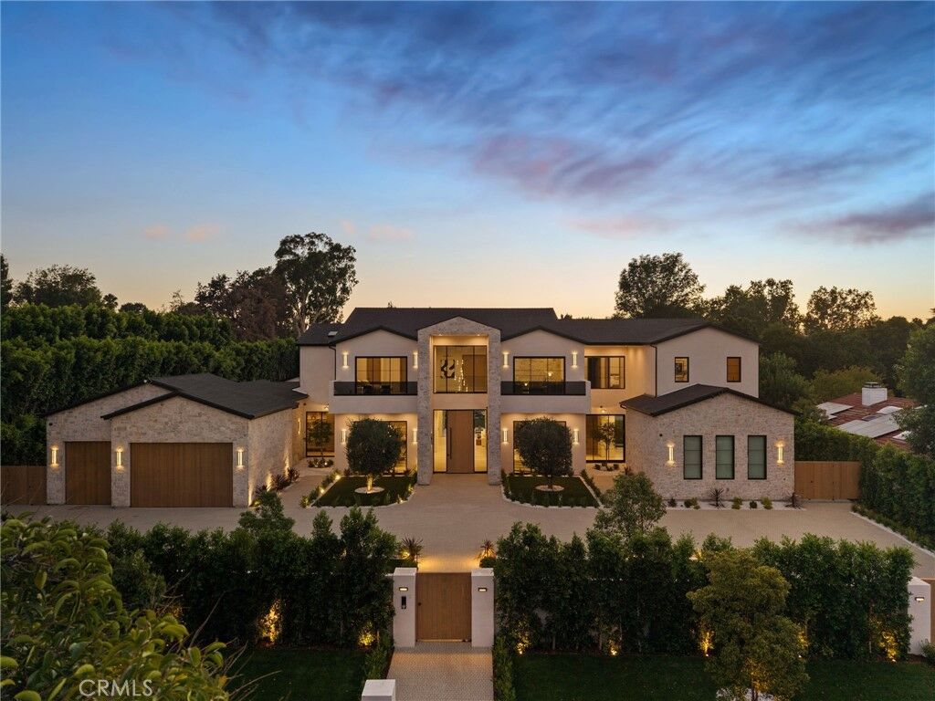 Property Photo:  5343 Amestoy Avenue  CA 91316 