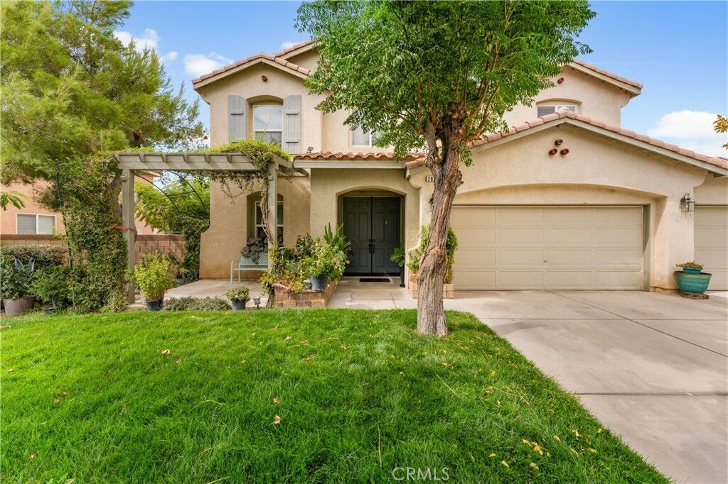 Property Photo: 2821 E Avenue J4 CA 93535