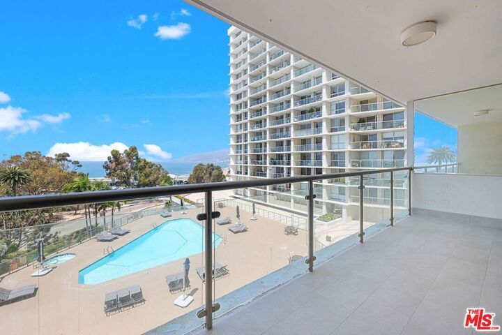 Property Photo:  201 Ocean Avenue 602B  CA 90402 