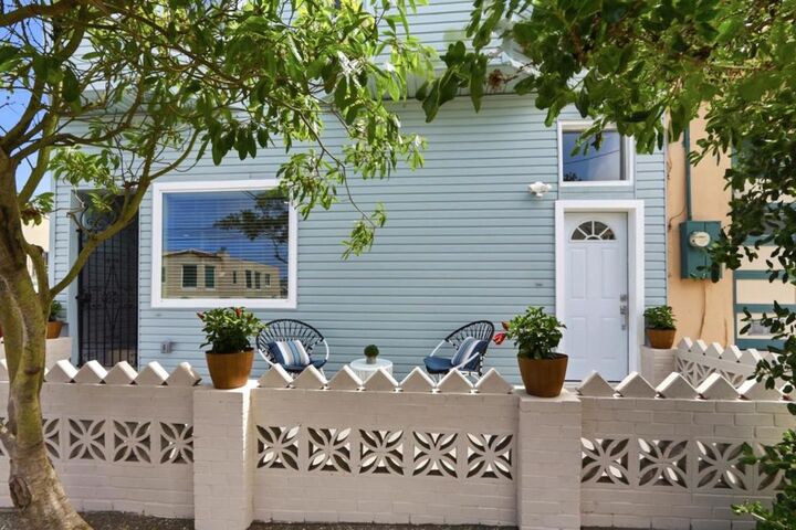 Property Photo:  901903 Hanover Street  CA 94014 