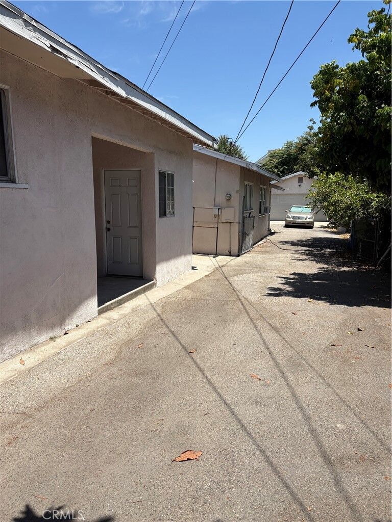 Property Photo: 806 S Chapel CA 91801