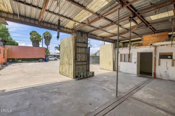Property Photo: 2982 Sherwin Avenue CA 93003