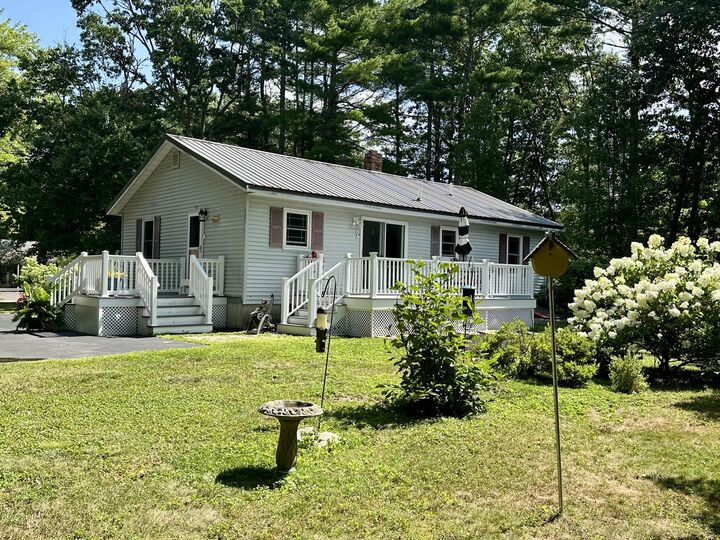 Property Photo:  60 Forbes Lane  ME 04062 