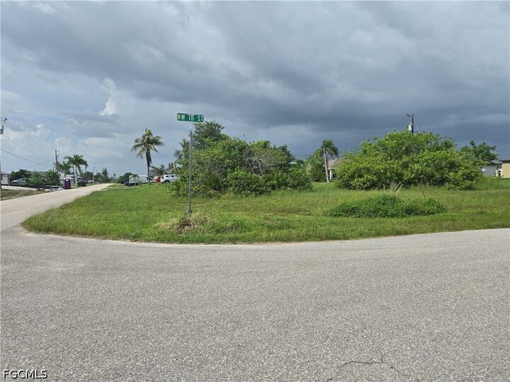Property Photo:  1801 NW 2nd Avenue  FL 33993 