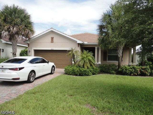 Property Photo:  16023 Mistflower Drive  FL 33920 