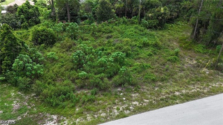 Property Photo:  420 Hamilton Avenue  FL 33972 