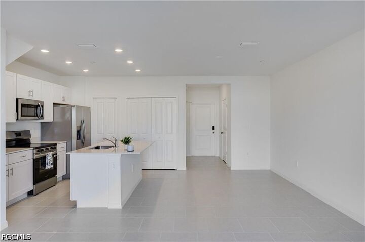 Property Photo:  4243 Caterina Court  FL 33917 