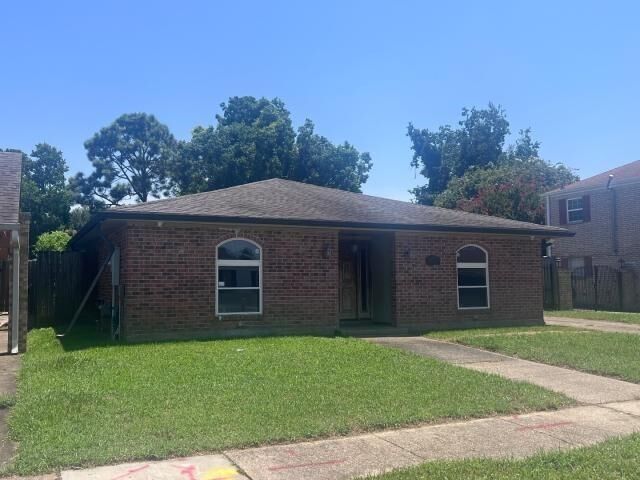 Property Photo:  10200 Flossmoor Drive  LA 70127 