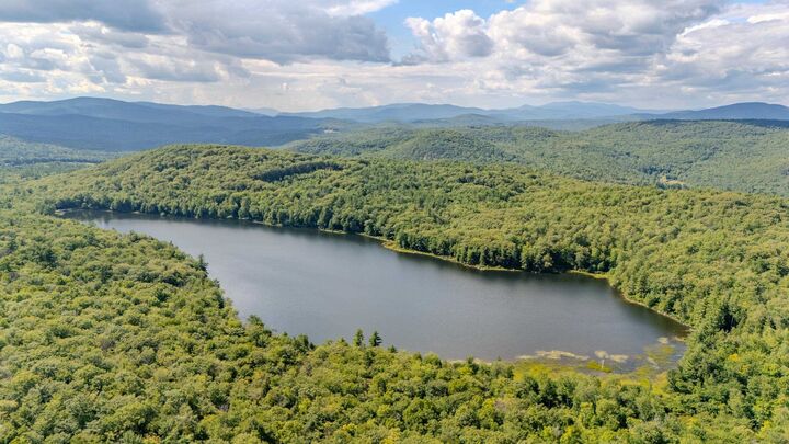 Property Photo: 156 Sky Pond Road NH 03256
