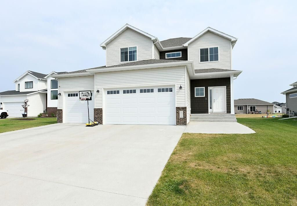 Property Photo: 6719 Smylie Lane S ND 58104