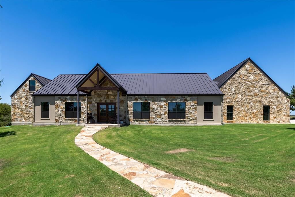 Property Photo:  1005 Deepwater Road  TX 76801 
