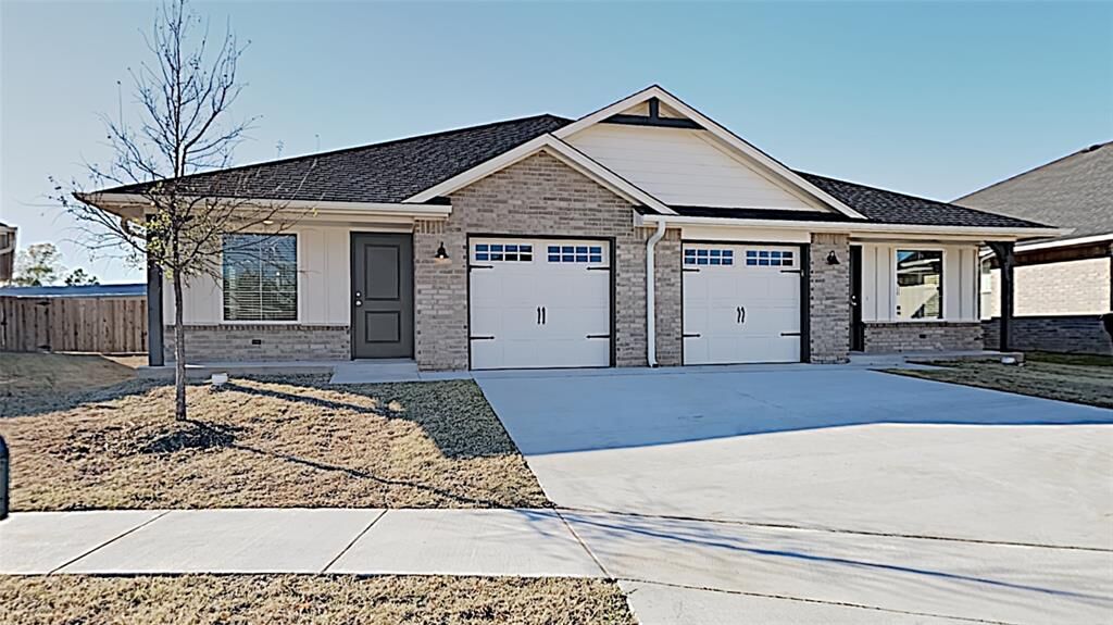 Property Photo: 5017 Avion Court OK 73135