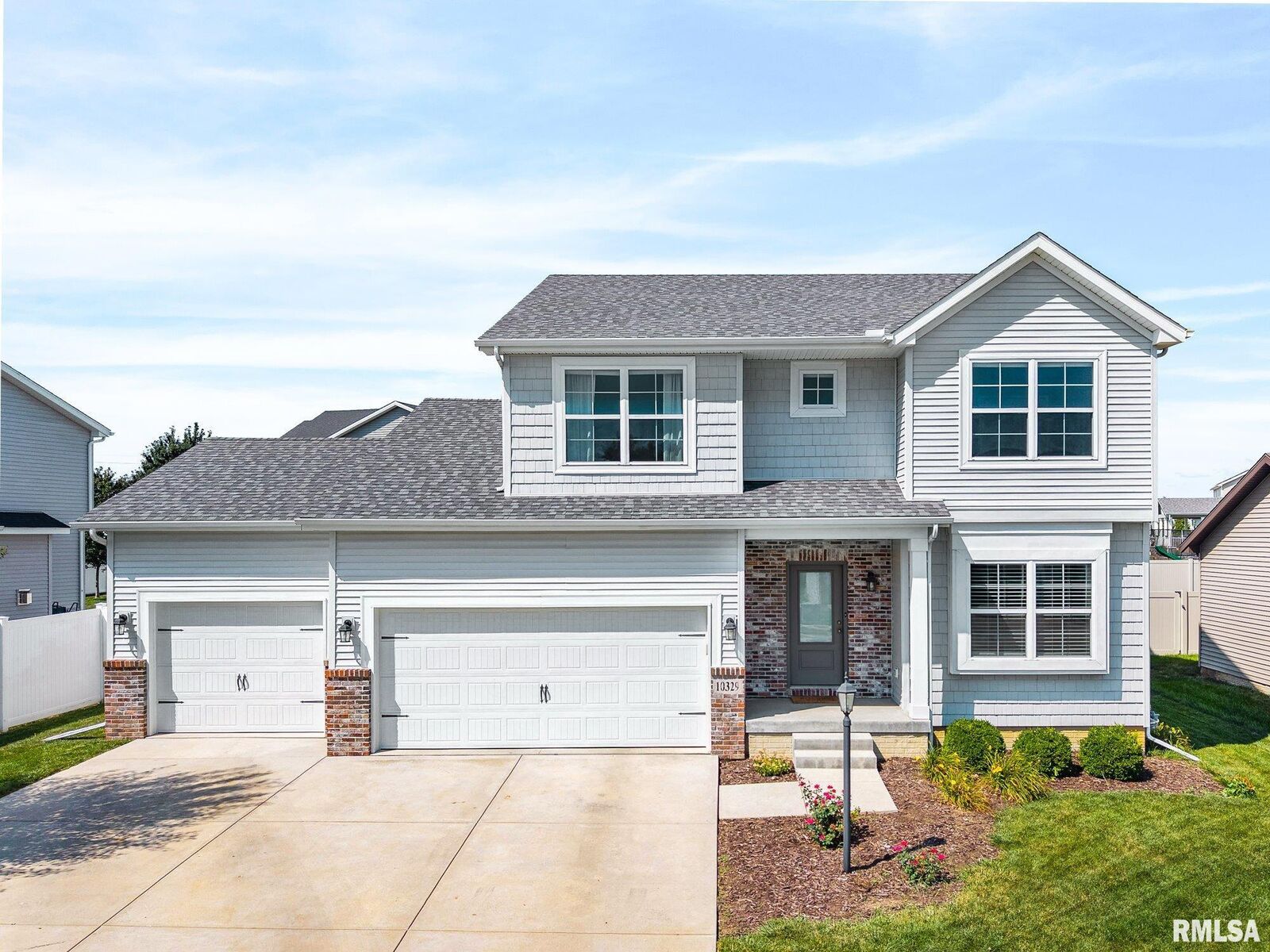 Property Photo: 10329 N Heron Road IL 61525