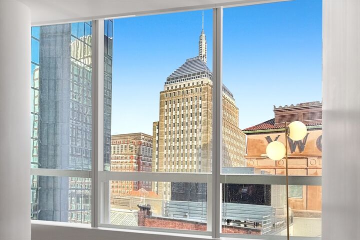 Property Photo:  430 Stuart Street 1518  MA 02116 